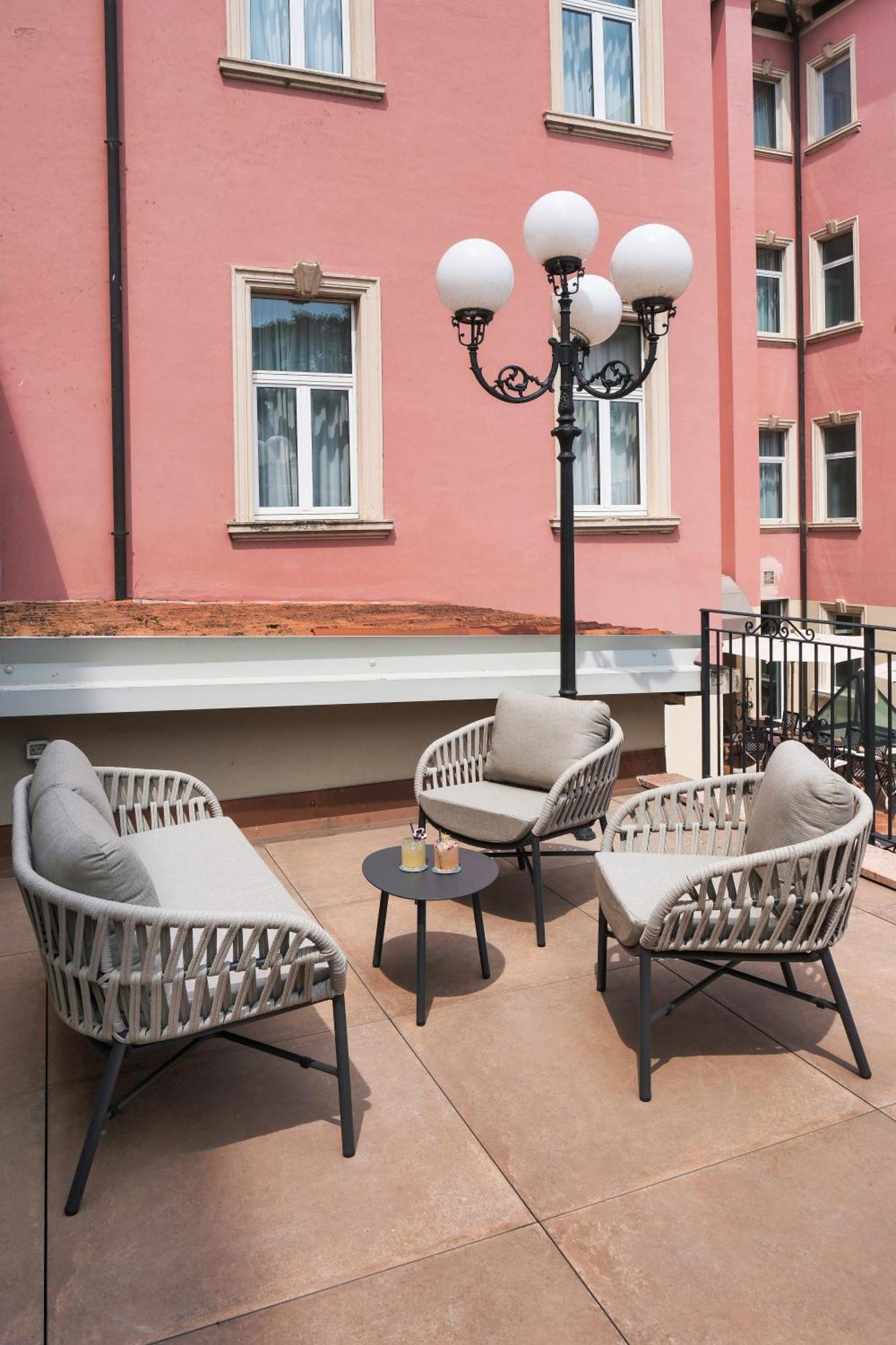 Hotel Indigo Verona - Grand Hotel Des Arts, An Ihg Hotel (Adults Only) Esterno foto